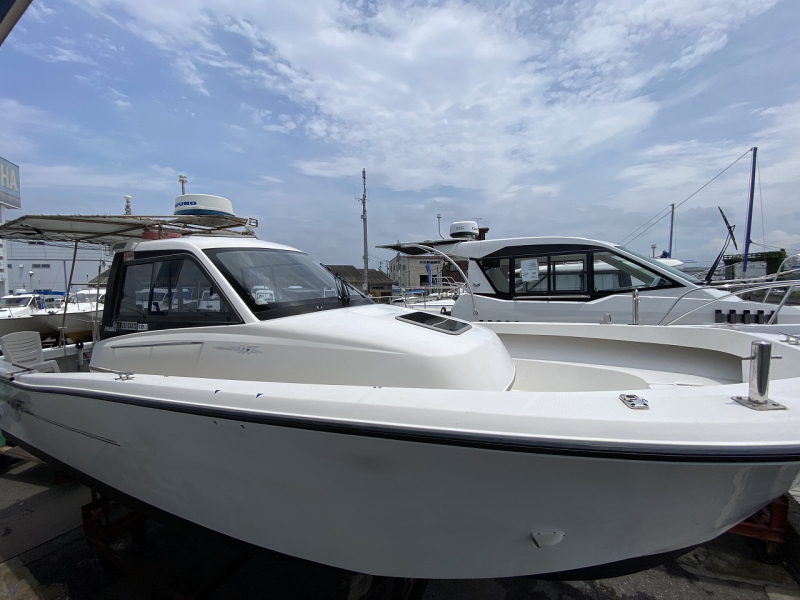 ヤマハ UF-29 人気モデルのご案内です。 中古艇 株式会社マリンルーム